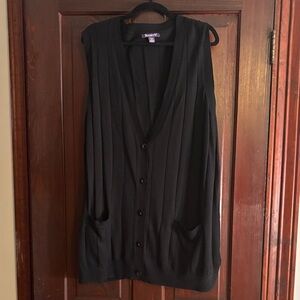 Women's Black Sleeveless Cardigan by Roman’s